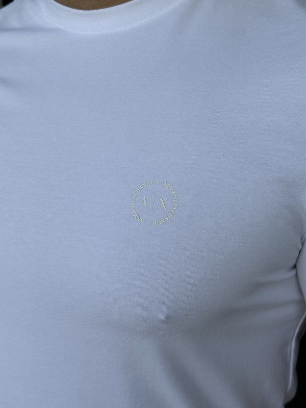 Camiseta Armani Exchange Slim Logo Relevo Masculino
